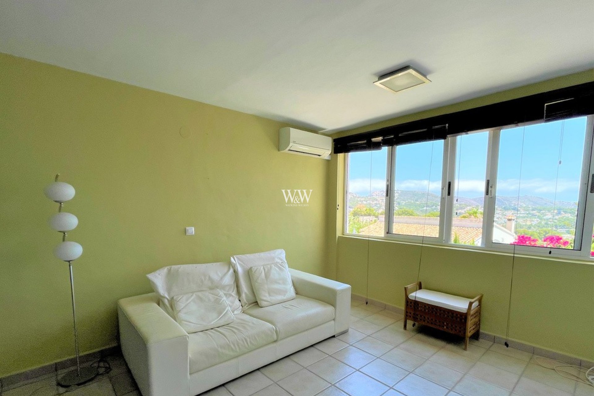 Resale - Apartment -
Moraira - La Sabatera