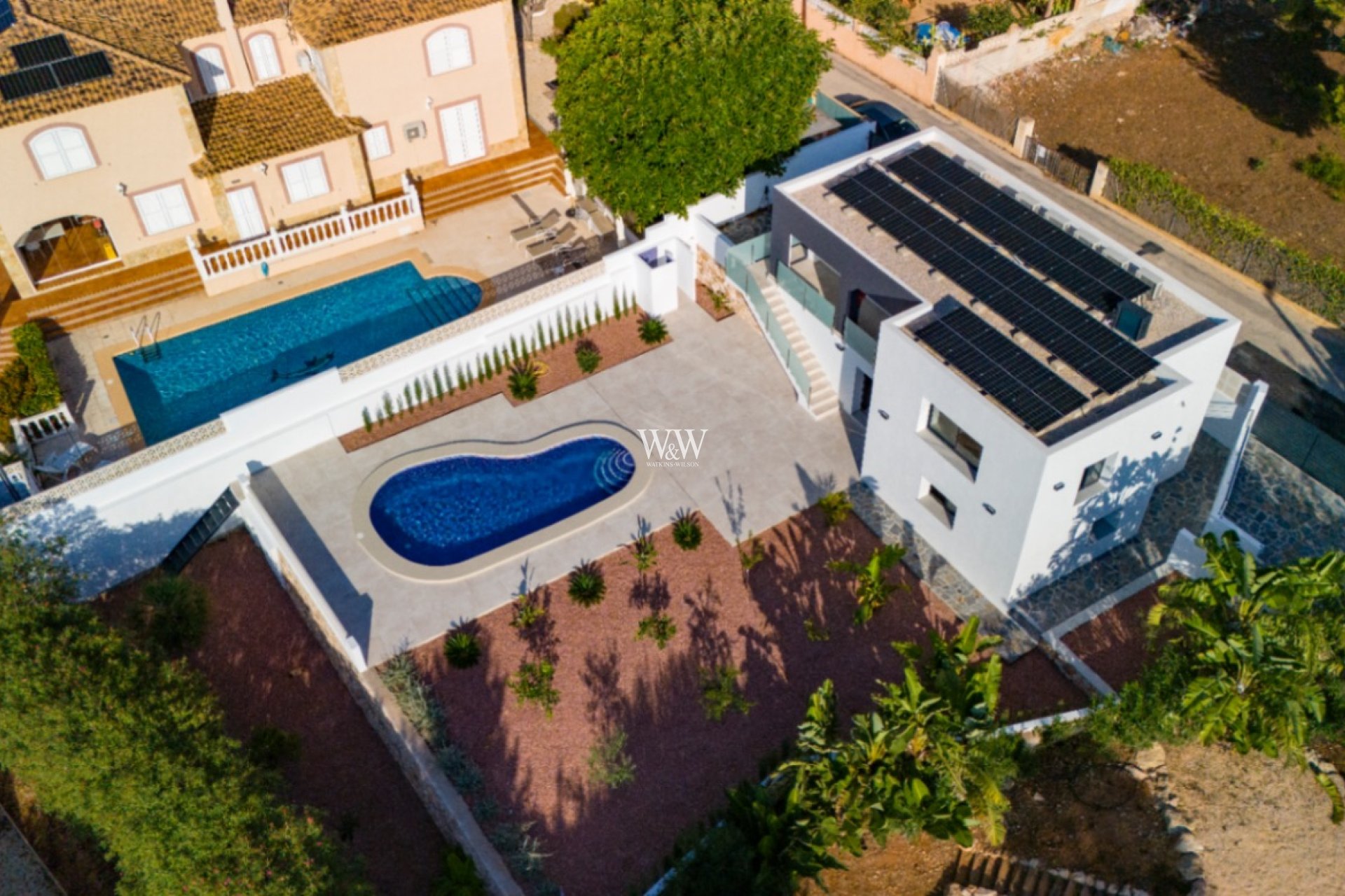 Resale - Villa -
Calpe - Los Pinos