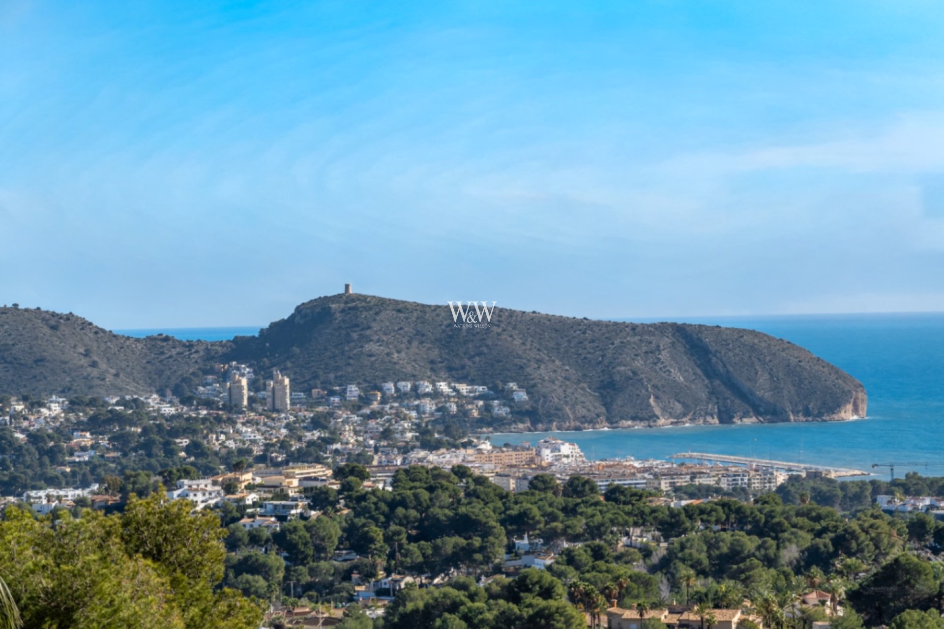 Resale - Villa -
Moraira - Benimeit