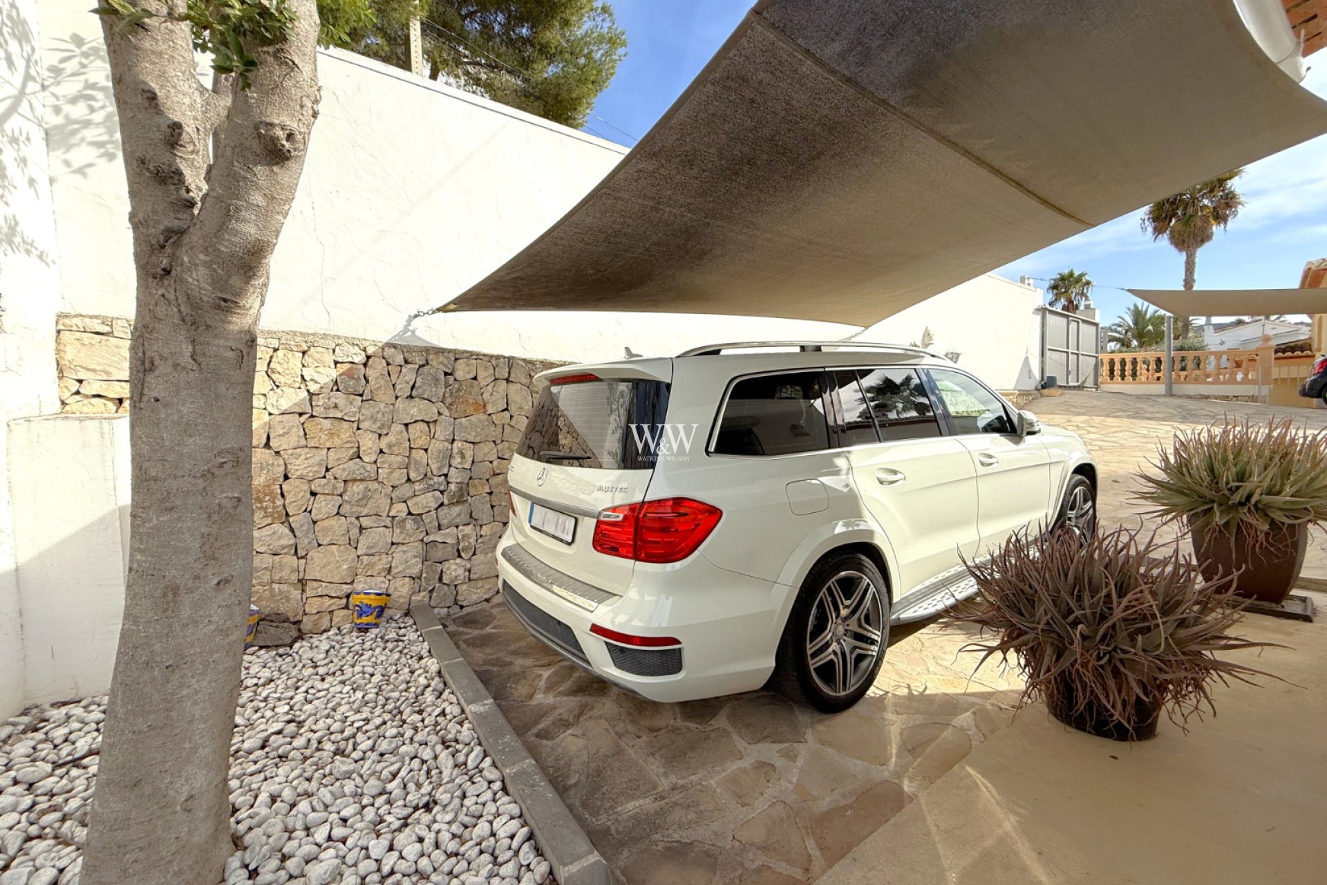 Resale - Villa -
Moraira - El Portet