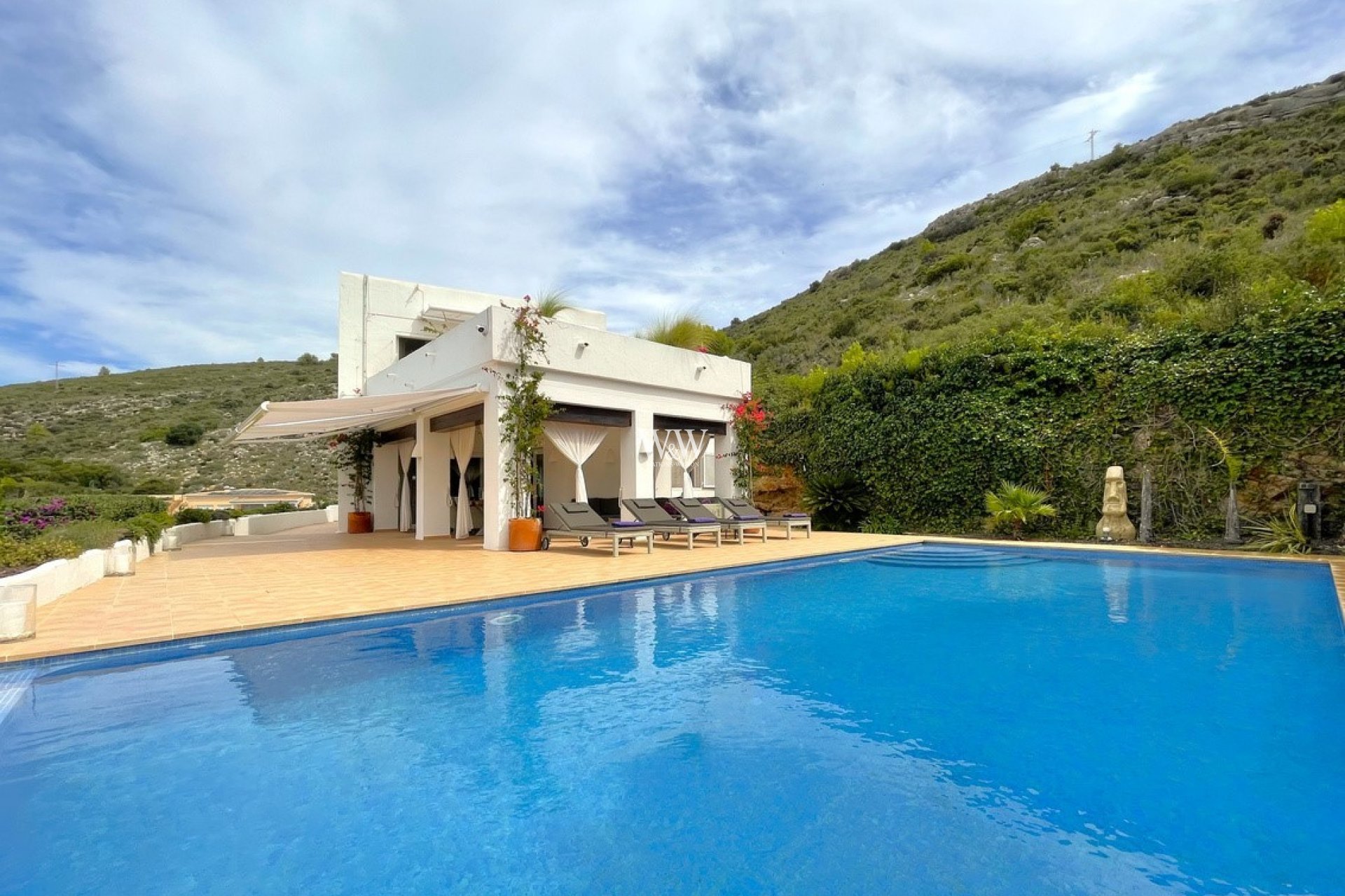 Resale - Villa -
Moraira - El Portet