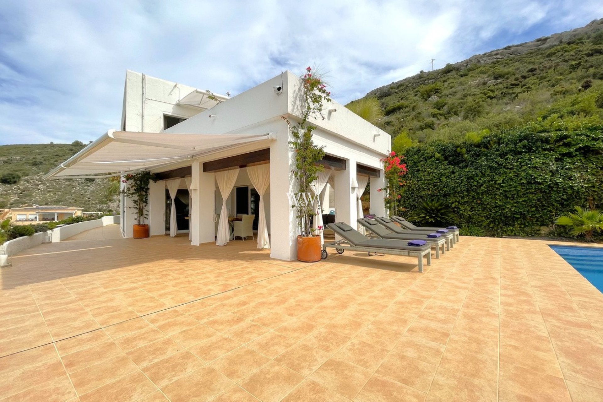 Resale - Villa -
Moraira - El Portet