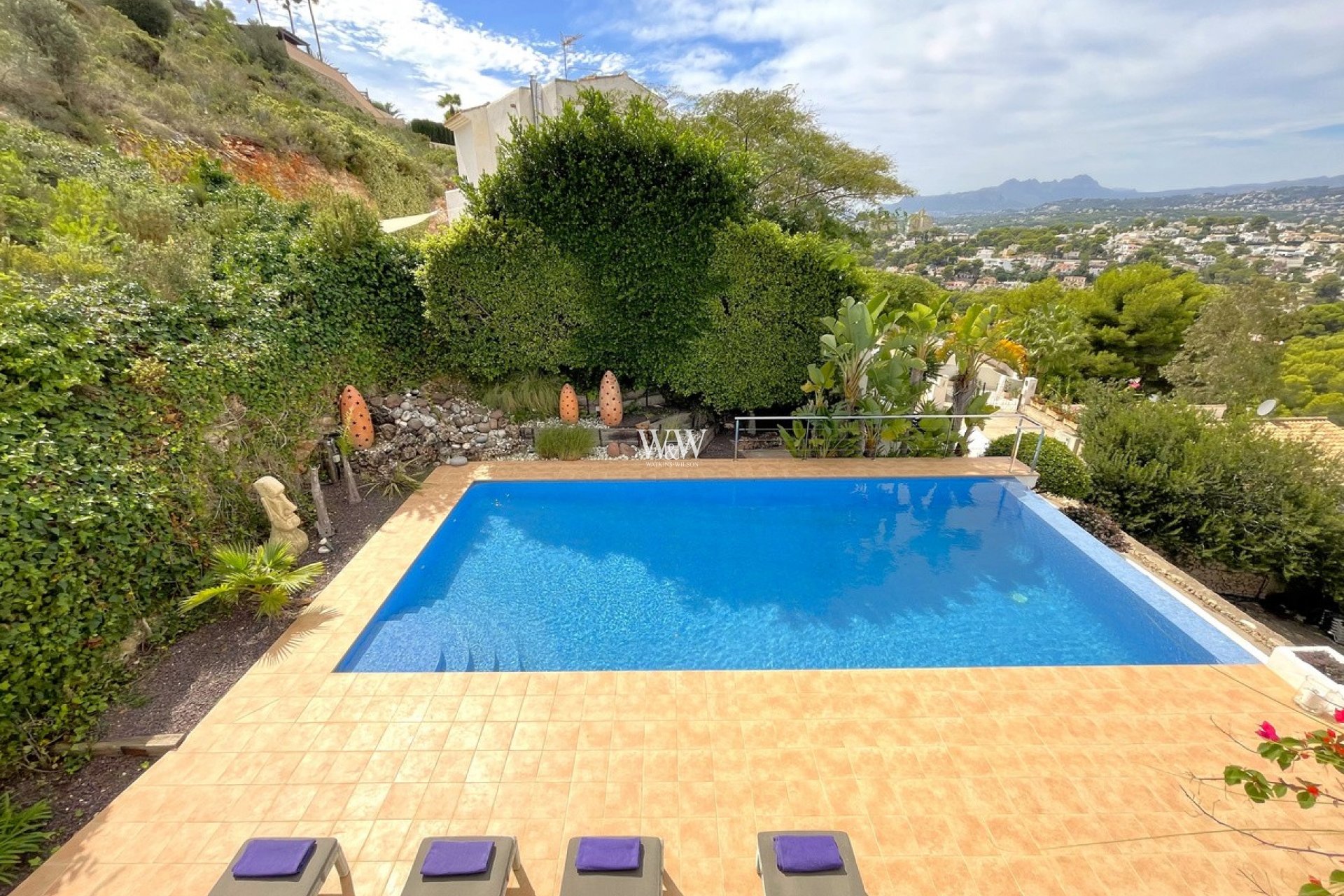 Resale - Villa -
Moraira - El Portet