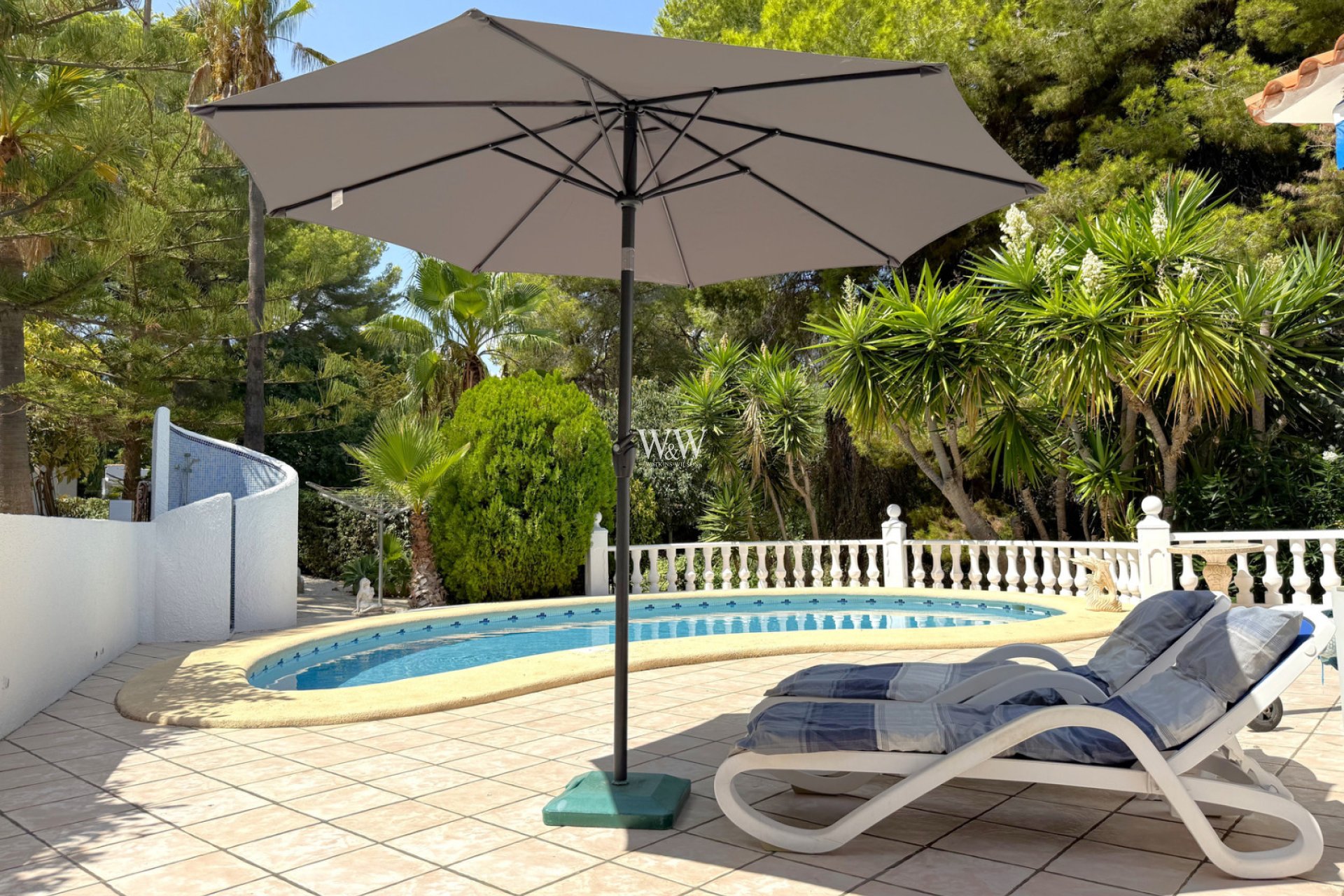 Resale - Villa -
Moraira - Fanadix