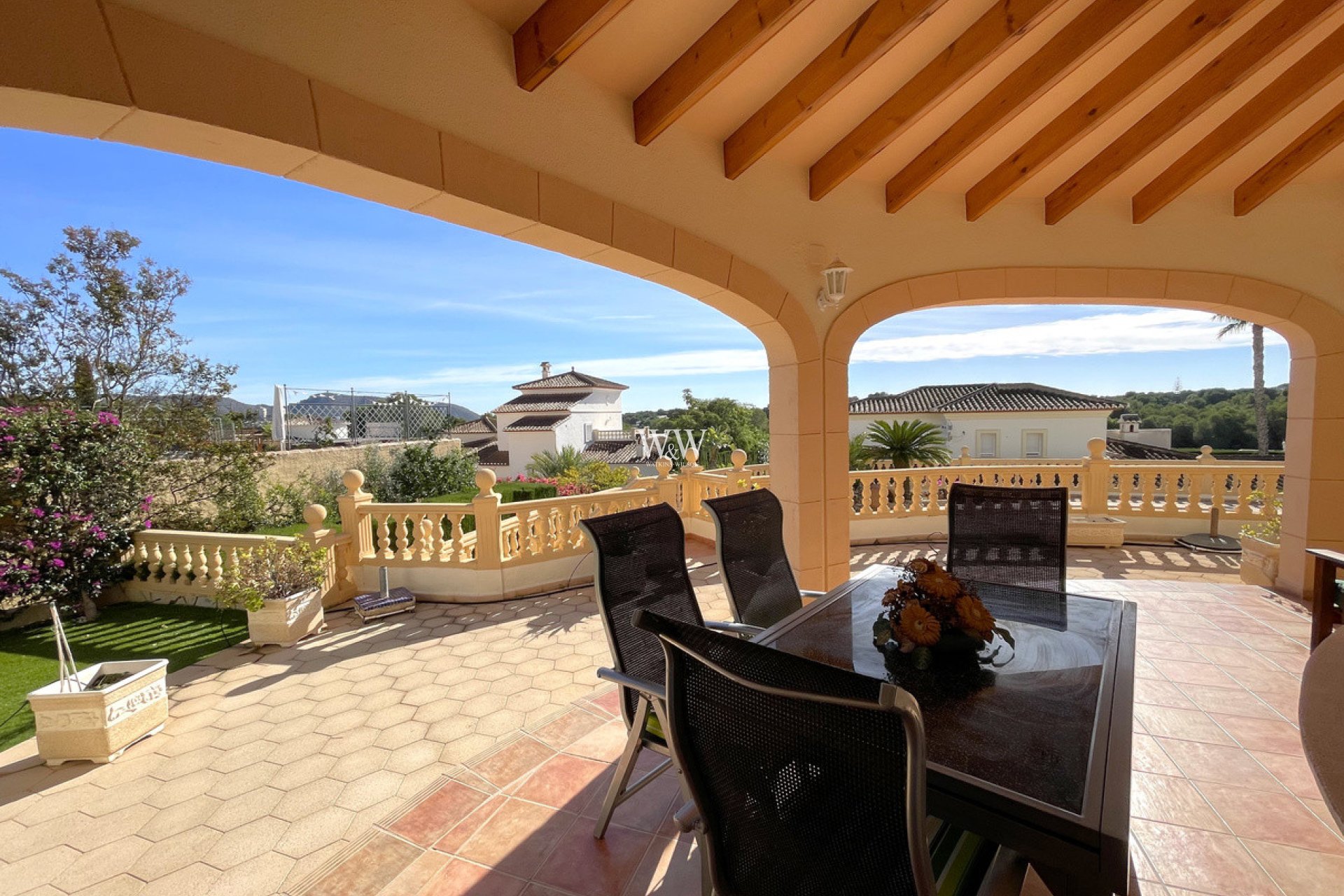 Resale - Villa -
Moraira - Pinar de Advocat