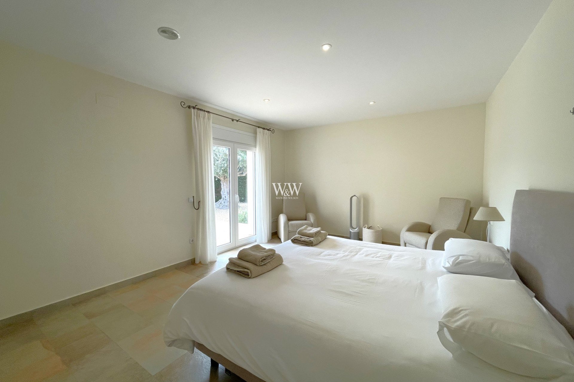 Resale - Villa -
Moraira - Pinar de Advocat