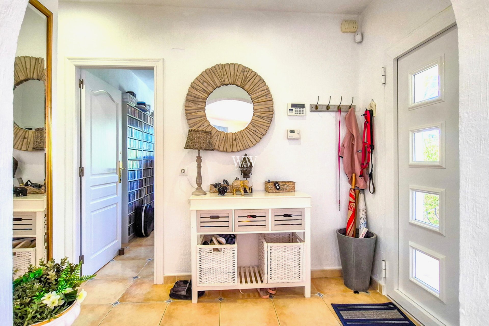 Resale - Villa -
Moraira - Pinar de Advocat