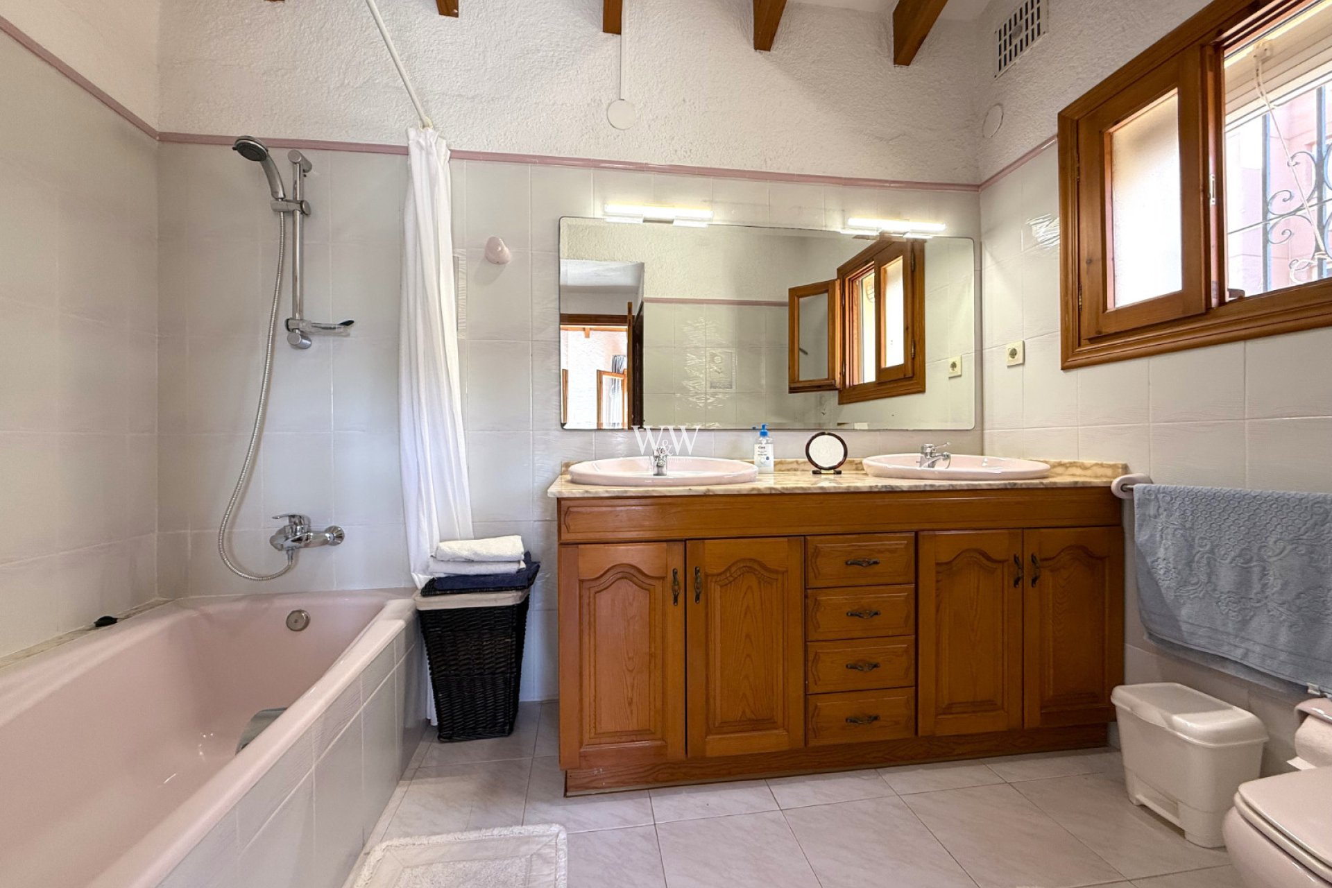 Reventa - Villa -
Moraira - Cometa