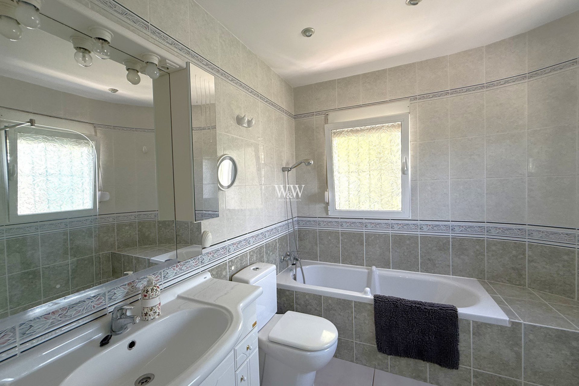 Reventa - Villa -
Moraira - Fanadix