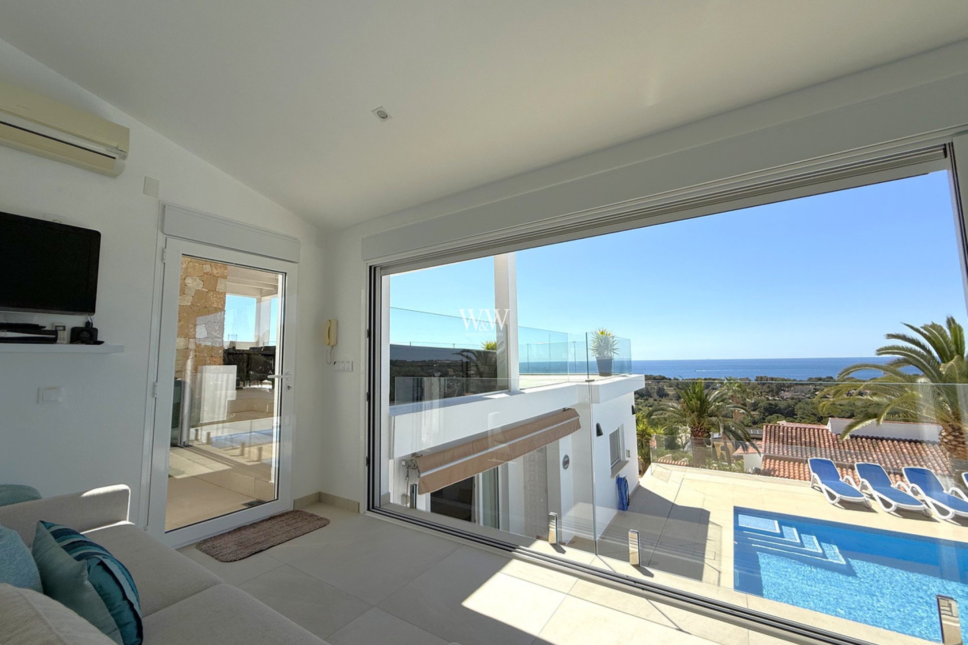 Reventa - Villa -
Moraira - Pinar de Advocat
