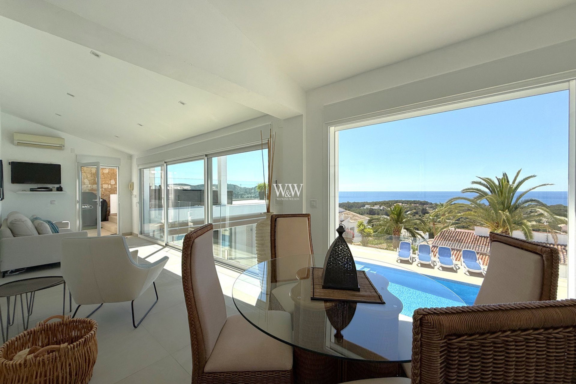Reventa - Villa -
Moraira - Pinar de Advocat