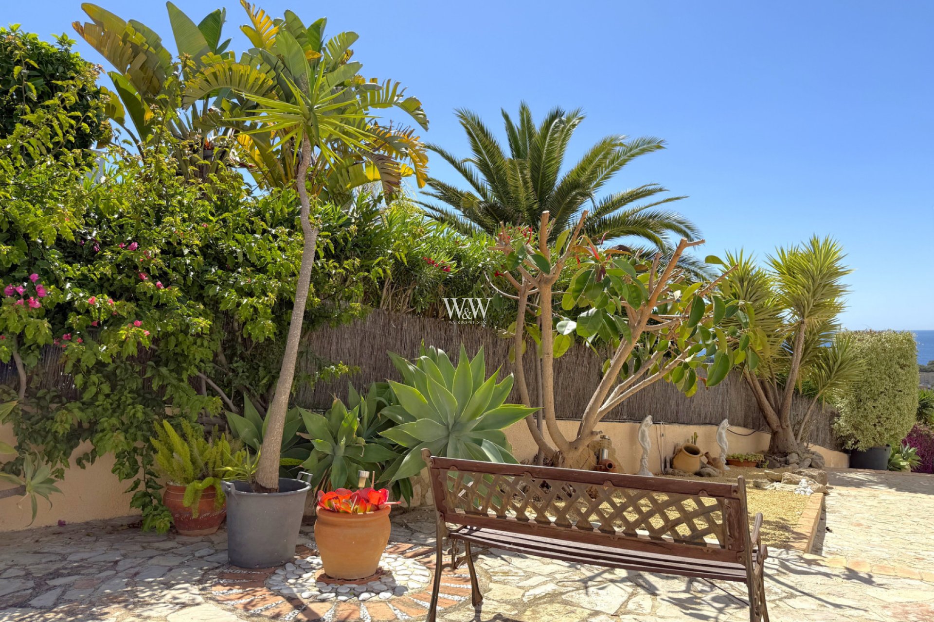 Reventa - Villa -
Moraira - Pinar de Advocat