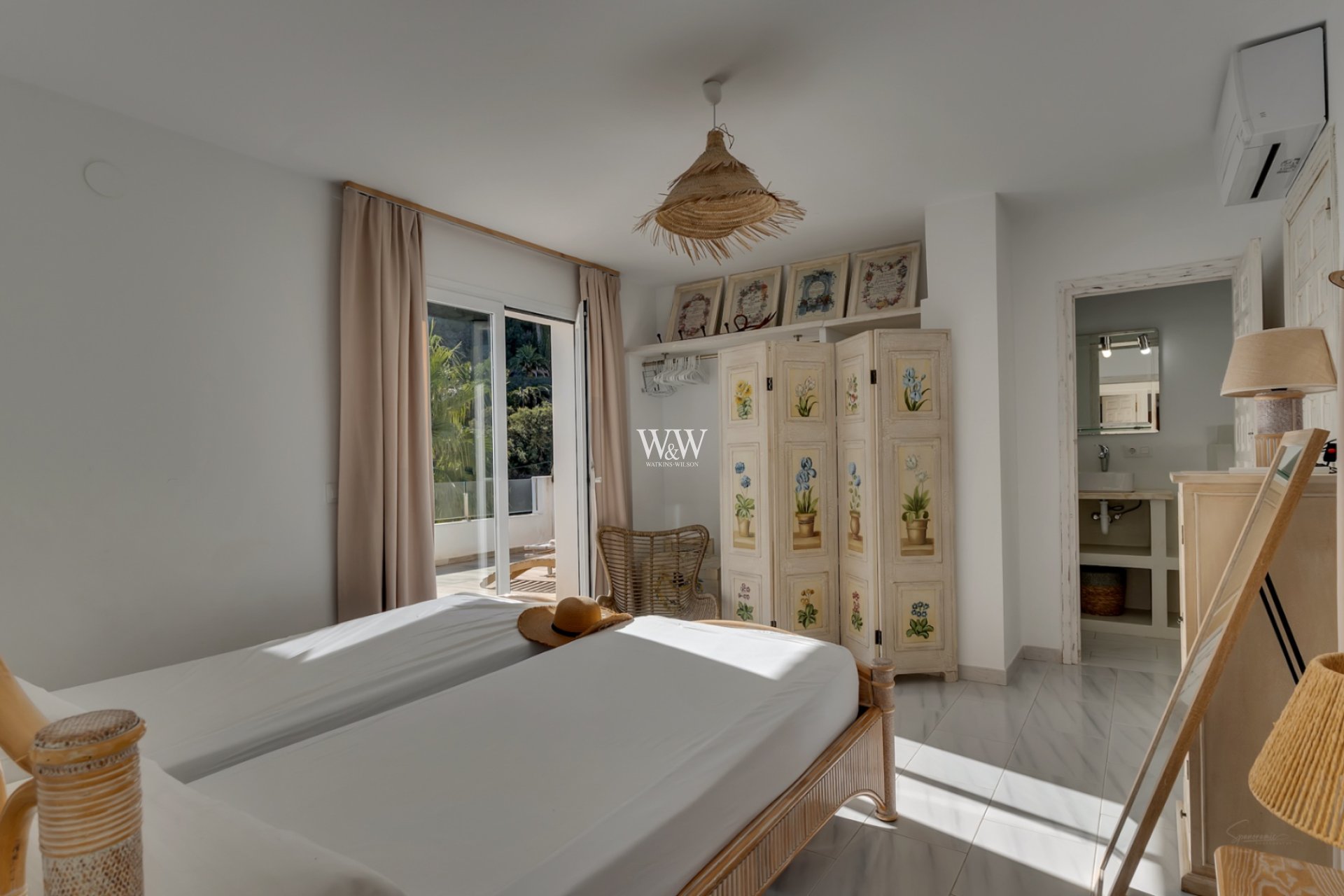 Revente - Villa -
Moraira - Benimeit