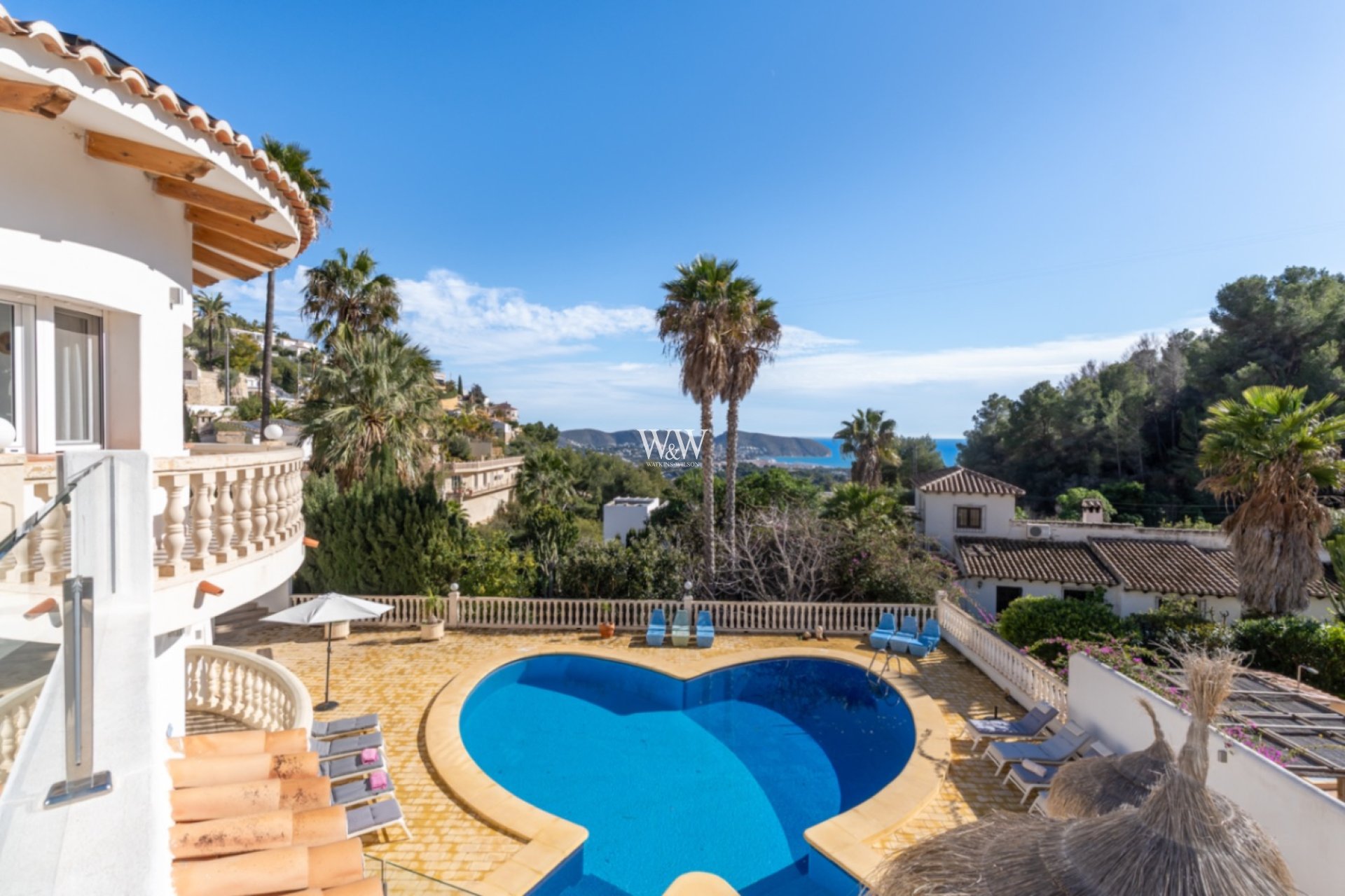 Revente - Villa -
Moraira - Benimeit