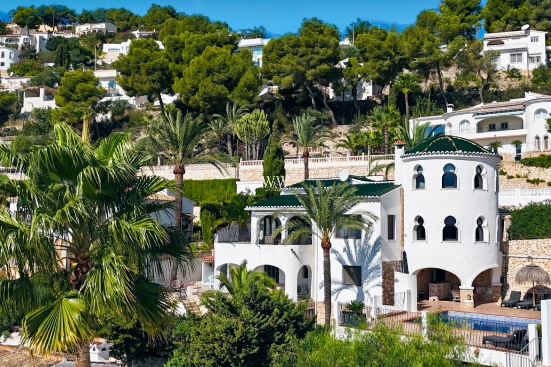 Videresalg - Villa -
Moraira - Benimeit