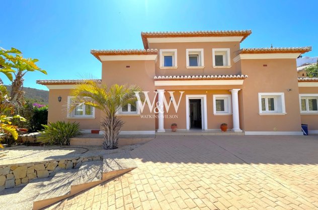 Villa - Resale - Moraira -
                Arnella