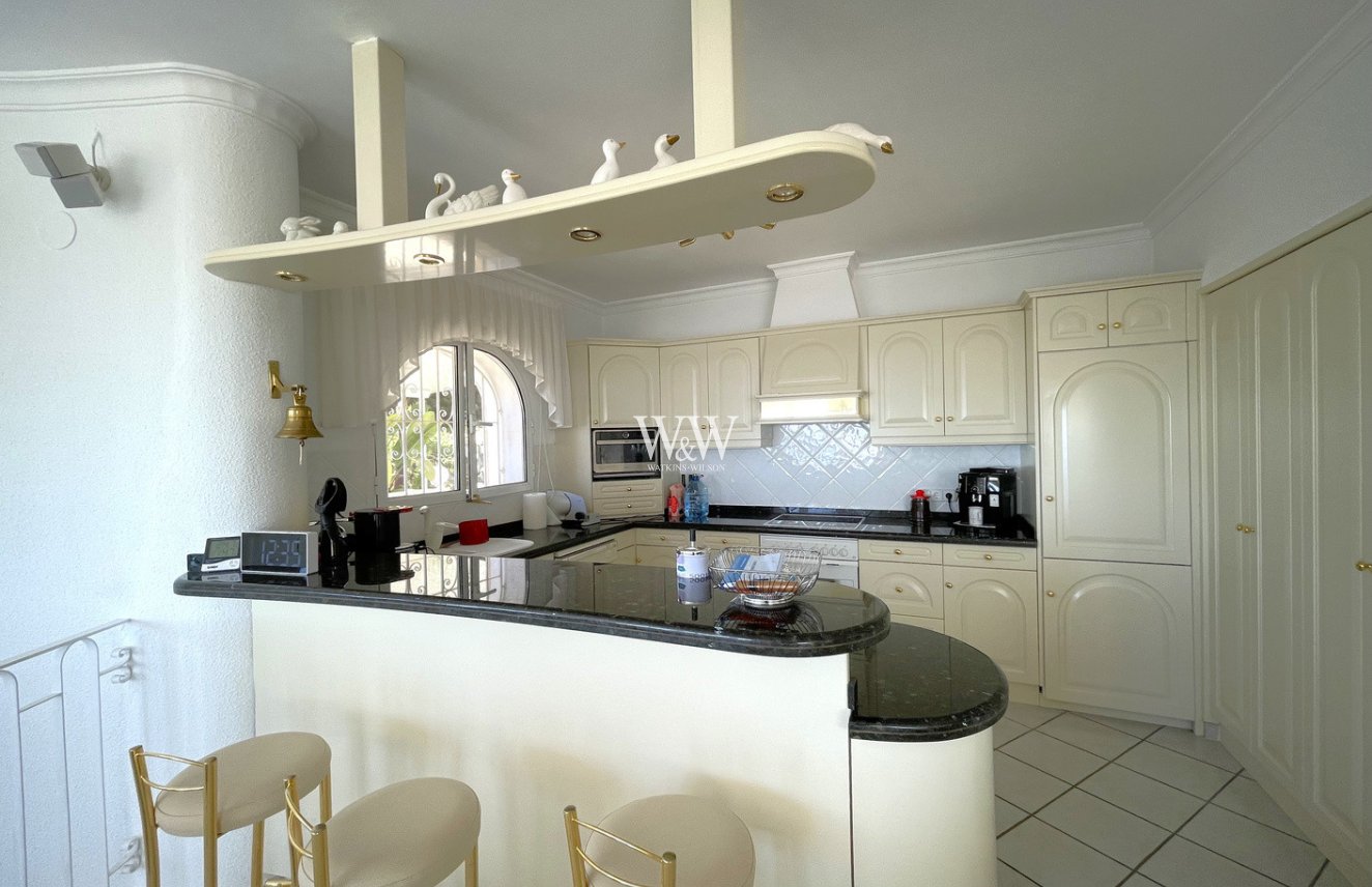 Resale - Villa -
Moraira - Moravit