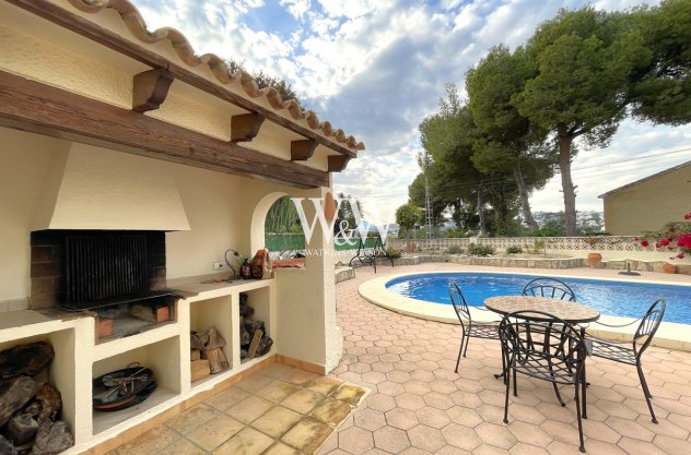 Reventa - Villa -
Moraira - Pla del Mar