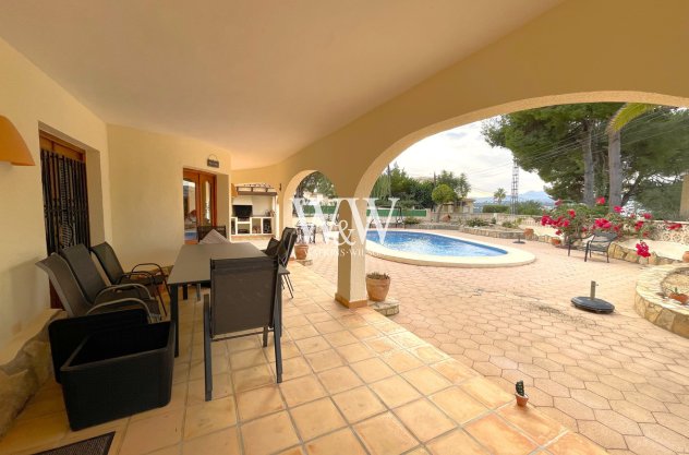 Reventa - Villa -
Moraira - Pla del Mar