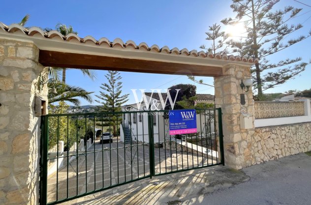 Videresalg - Villa -
Moraira - La Sabatera