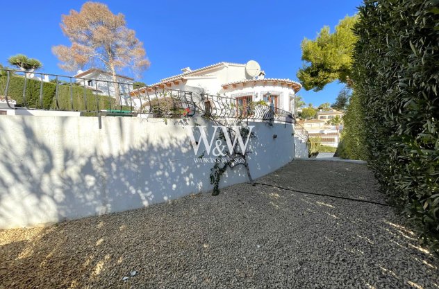 Resale - Villa -
Moraira - La Sabatera