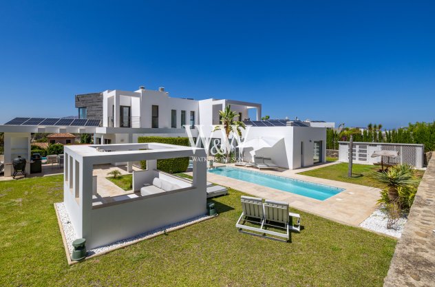 Resale - Villa -
Jávea - Cansalades