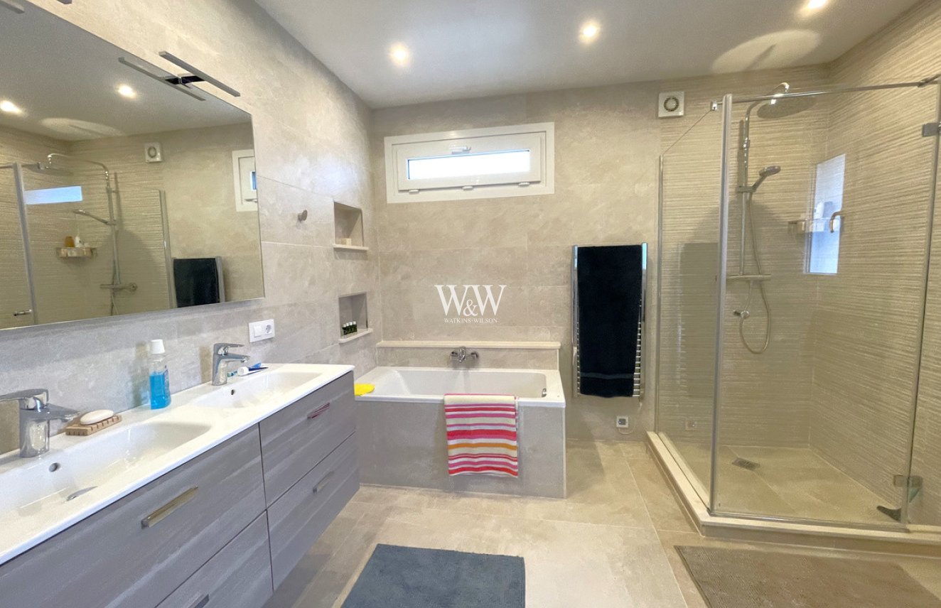 Verkoop - Villa -
Moraira - Pinar de Advocat