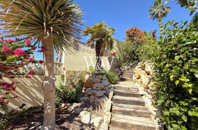 Verkoop - Villa -
Moraira - Pinar de Advocat