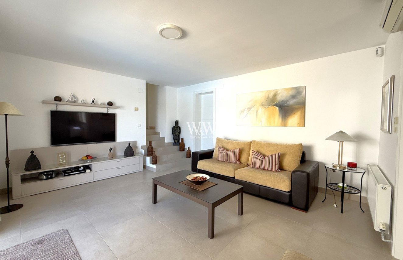 Reventa - Villa -
Moraira - Pinar de Advocat