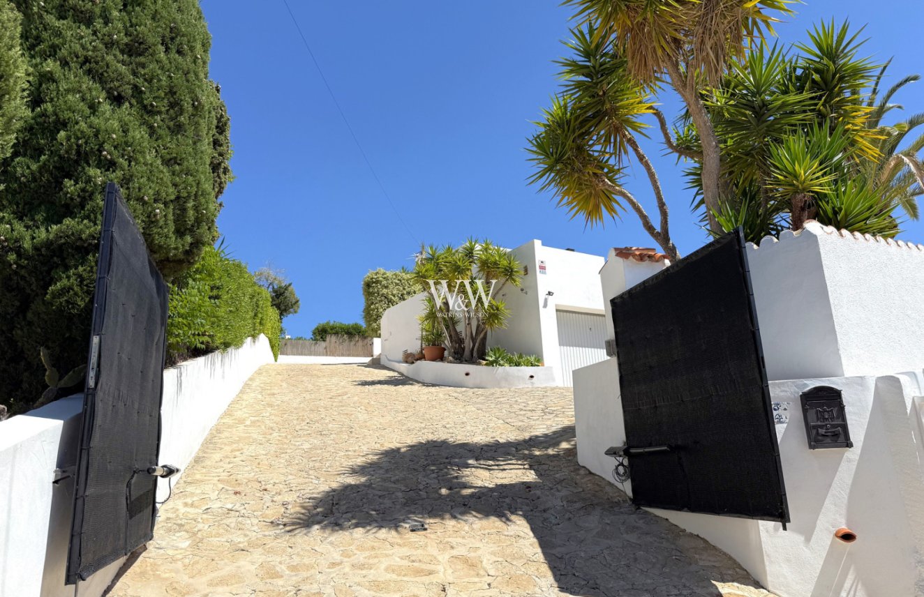 Reventa - Villa -
Moraira - Pinar de Advocat