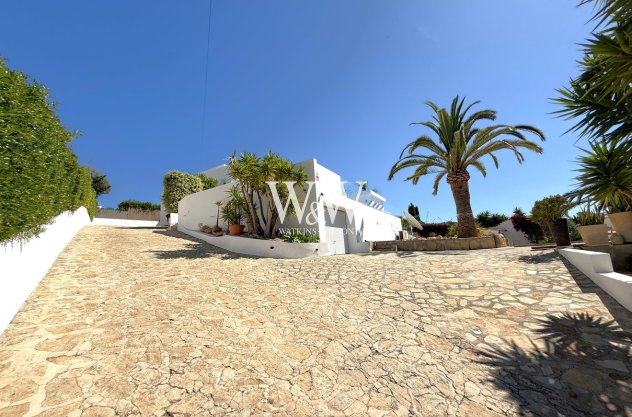 Reventa - Villa -
Moraira - Pinar de Advocat