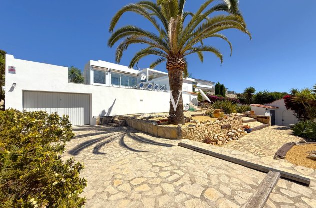 Reventa - Villa -
Moraira - Pinar de Advocat