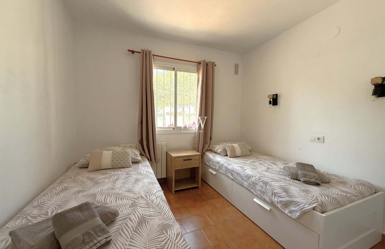 Verkoop - Bungalow -
Moraira - Fanadix