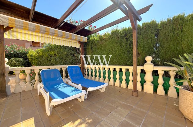 Resale - Villa -
Moraira - Cometa