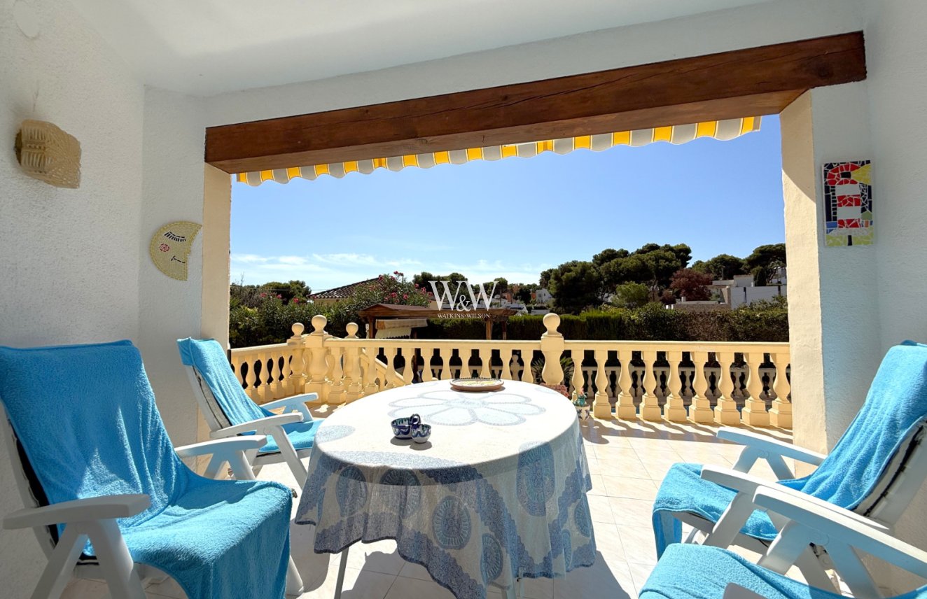 Resale - Villa -
Moraira - Cometa