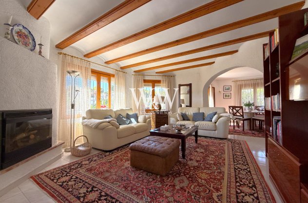 Resale - Villa -
Moraira - Cometa