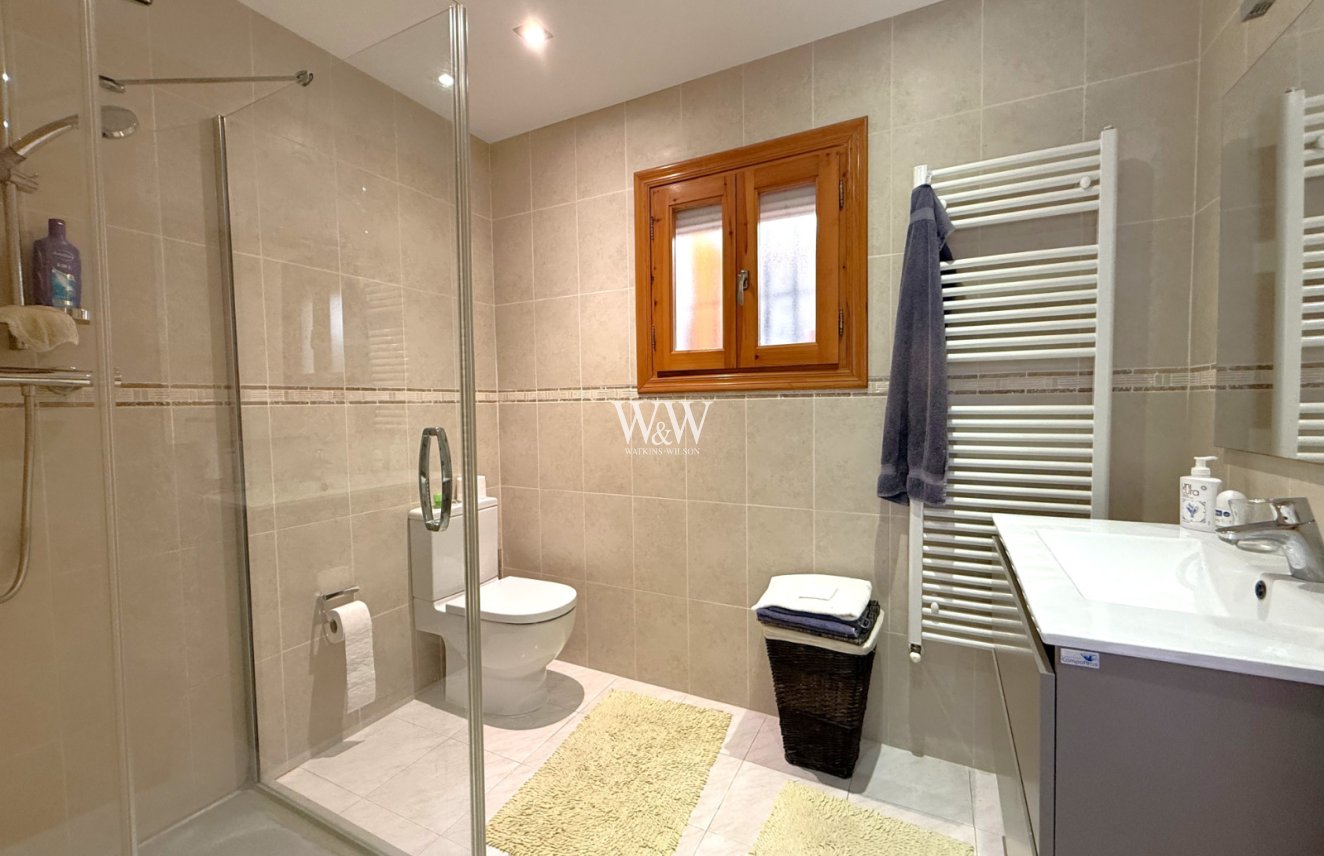 Resale - Villa -
Moraira - Cometa