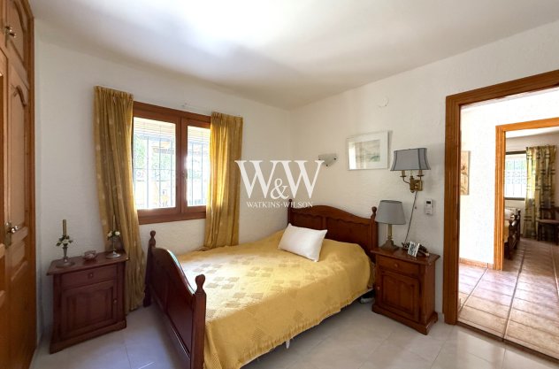 Resale - Villa -
Moraira - Cometa