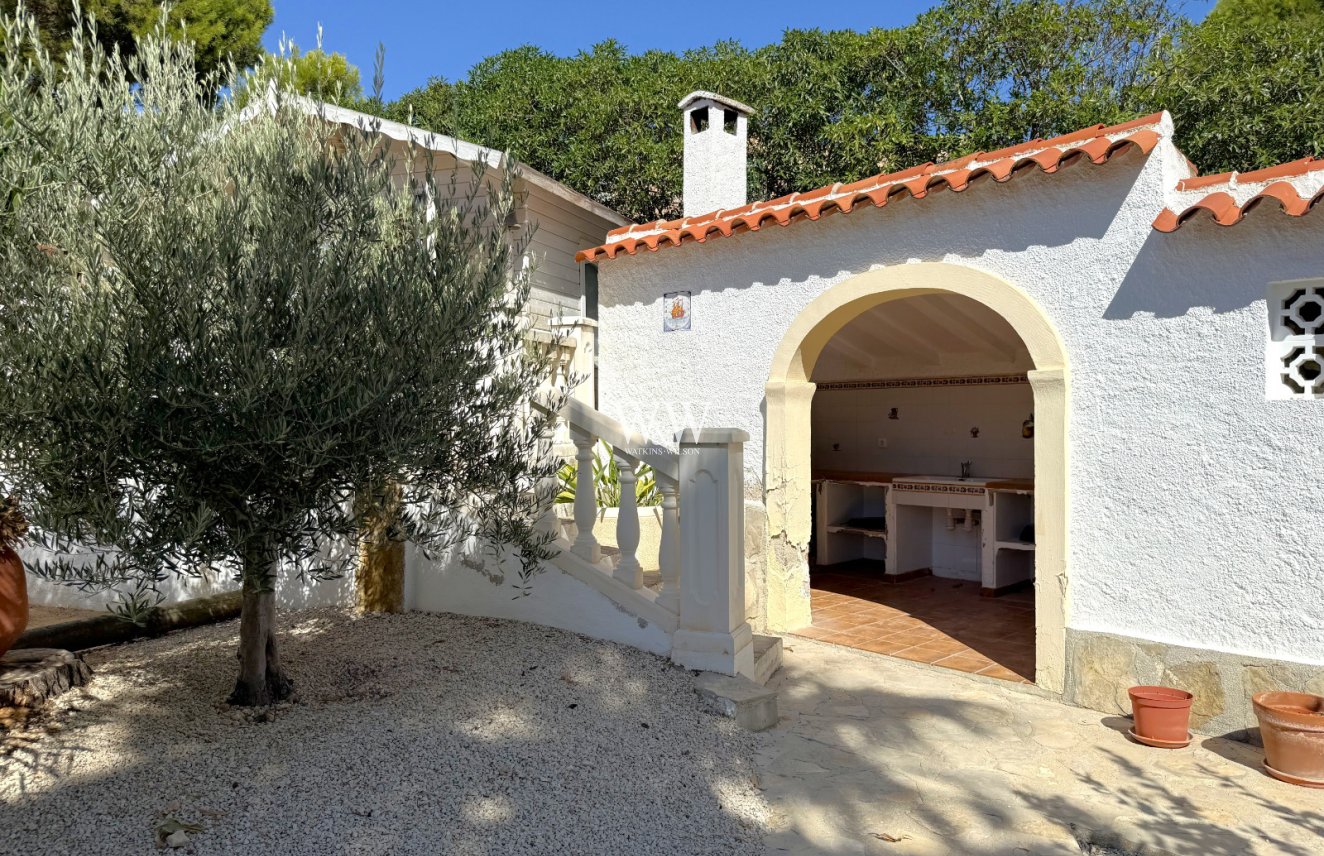 Resale - Villa -
Moraira - Cometa
