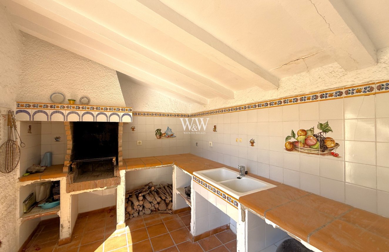 Resale - Villa -
Moraira - Cometa