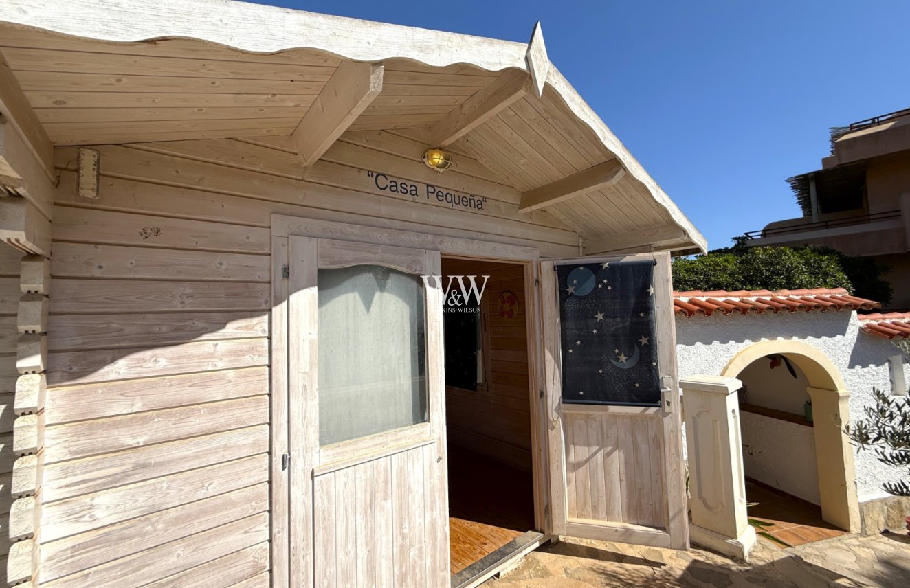 Resale - Villa -
Moraira - Cometa