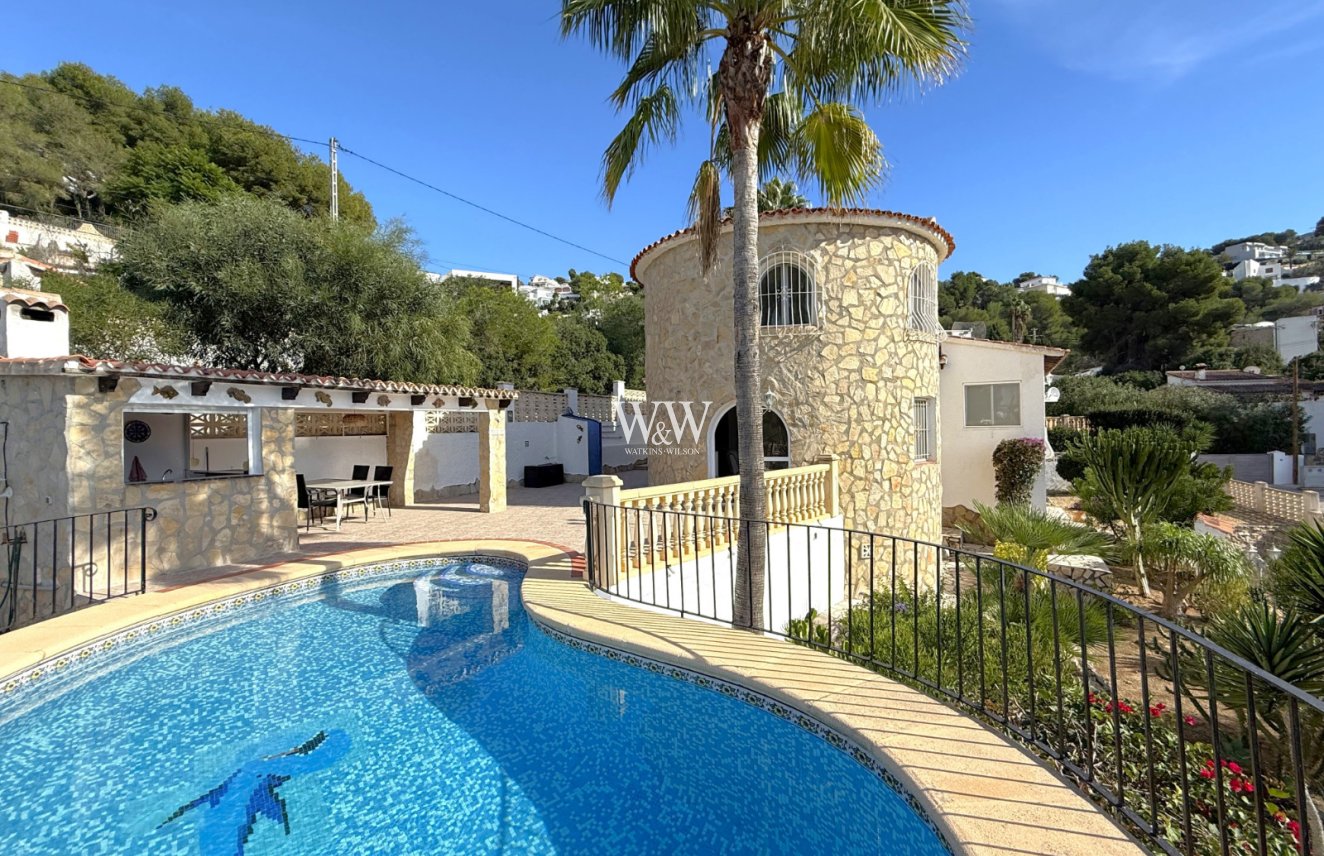 Resale - Villa -
Moraira - Paichi