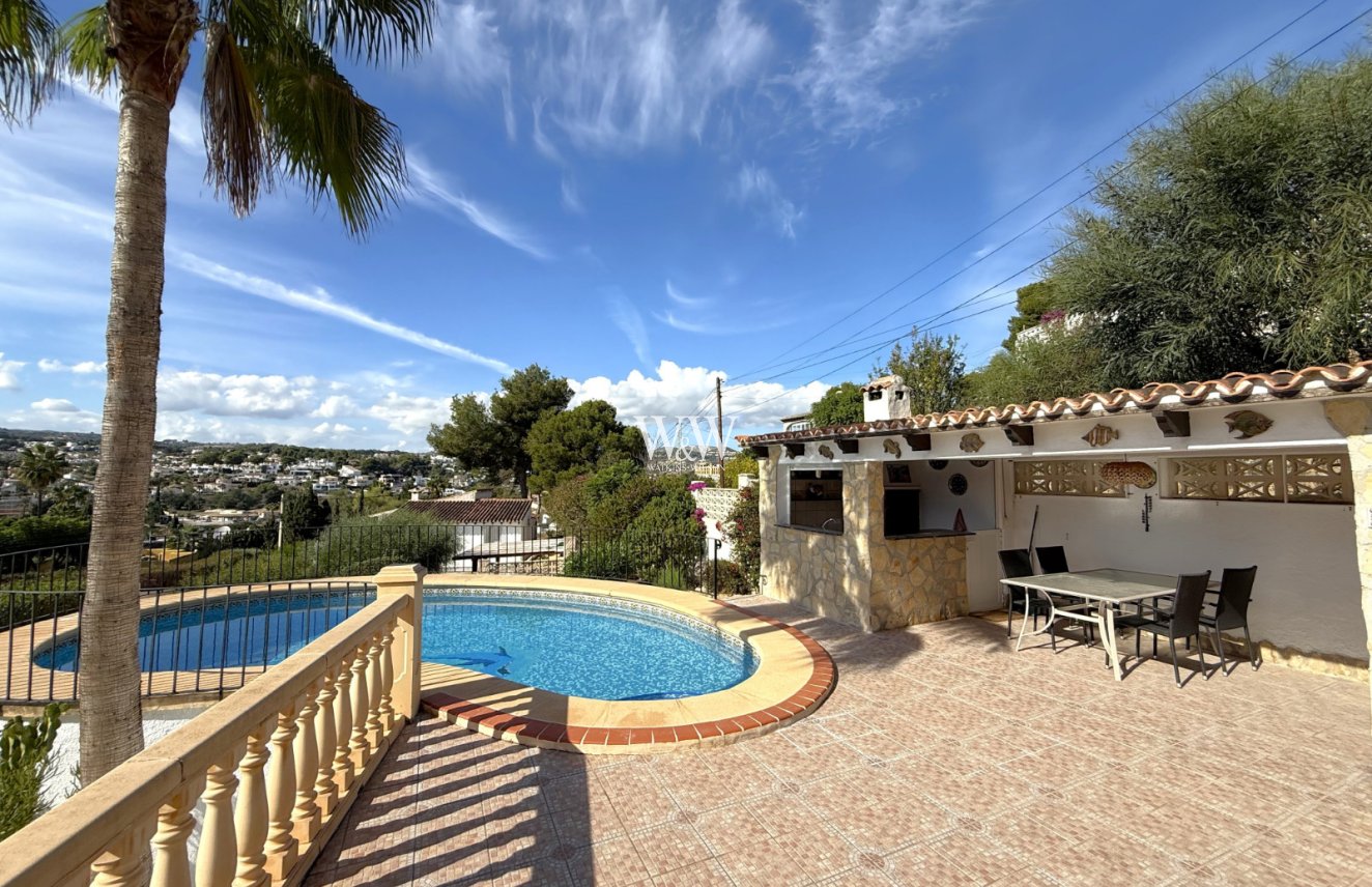 Resale - Villa -
Moraira - Paichi