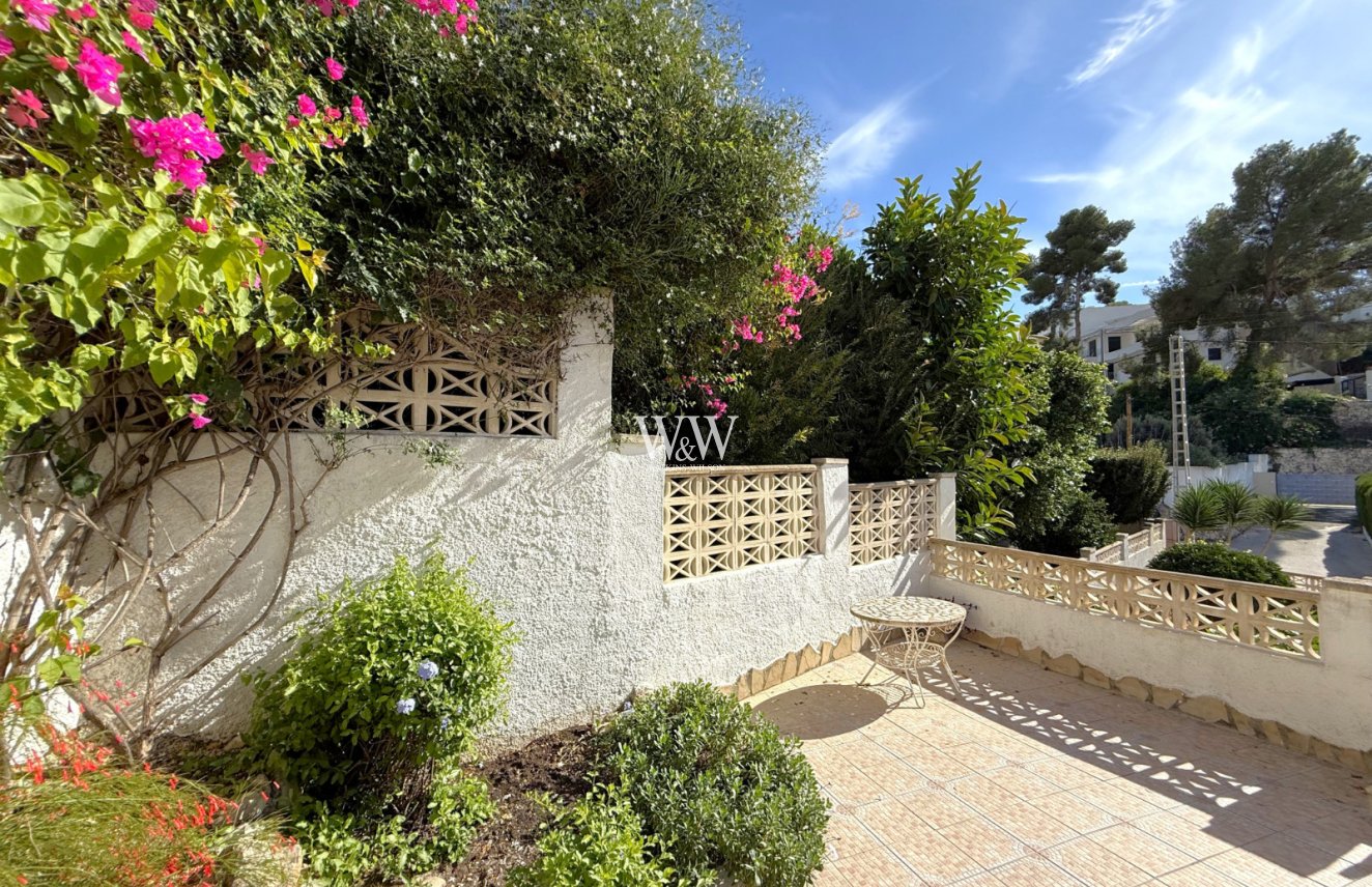 Resale - Villa -
Moraira - Paichi