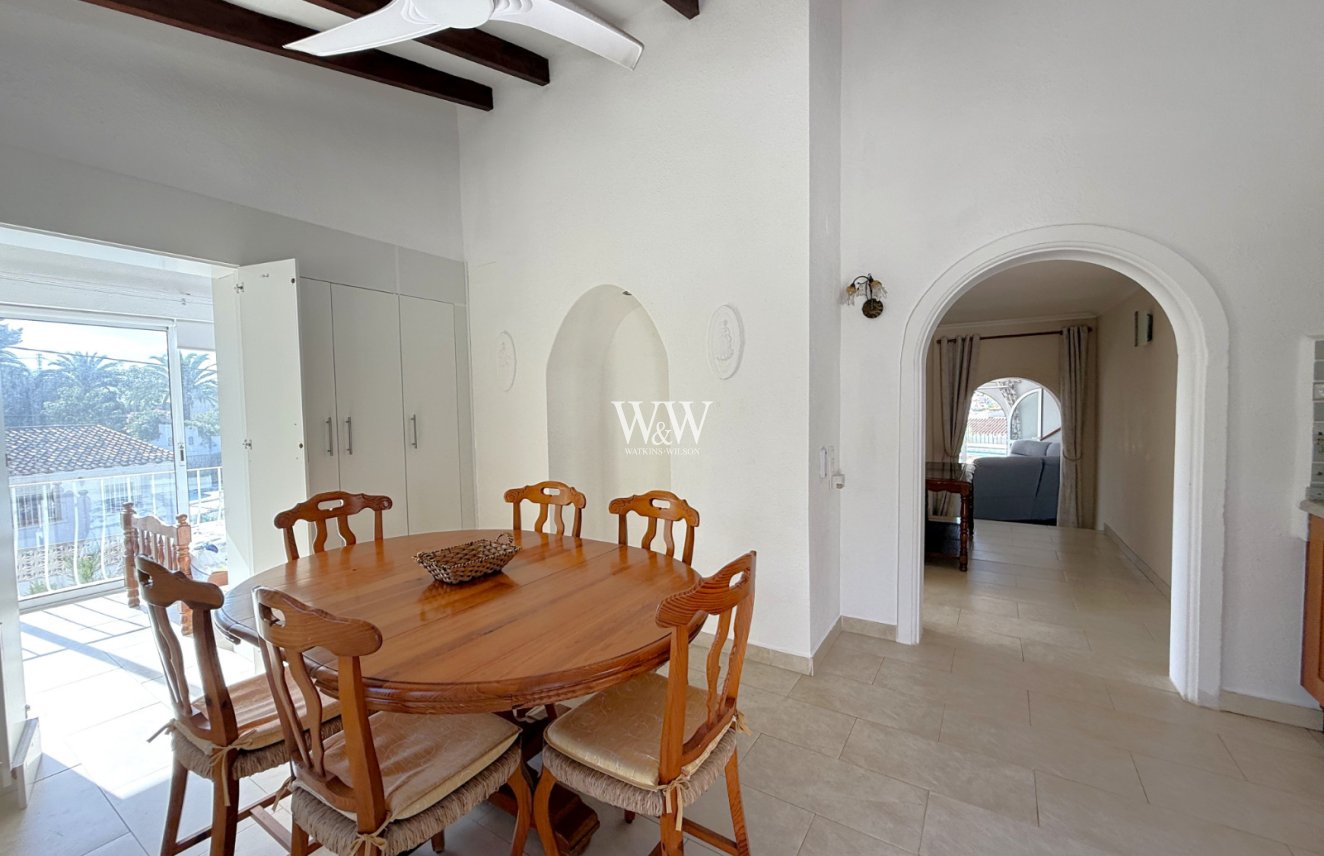 Resale - Villa -
Moraira - Paichi