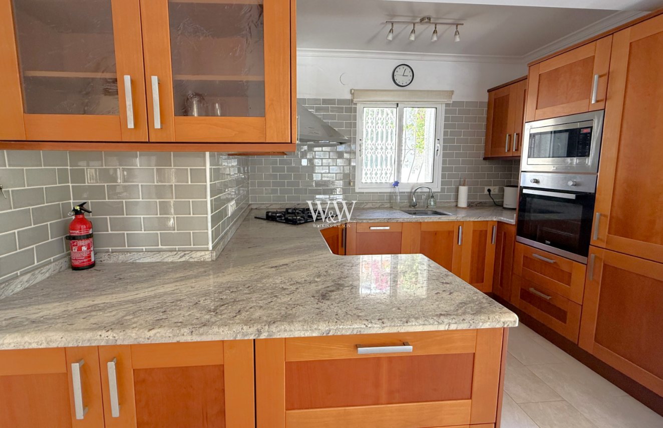 Resale - Villa -
Moraira - Paichi