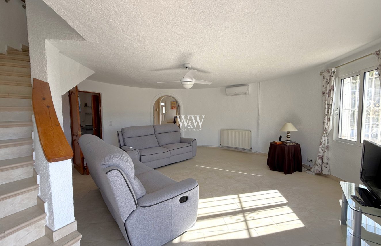 Resale - Villa -
Moraira - Paichi