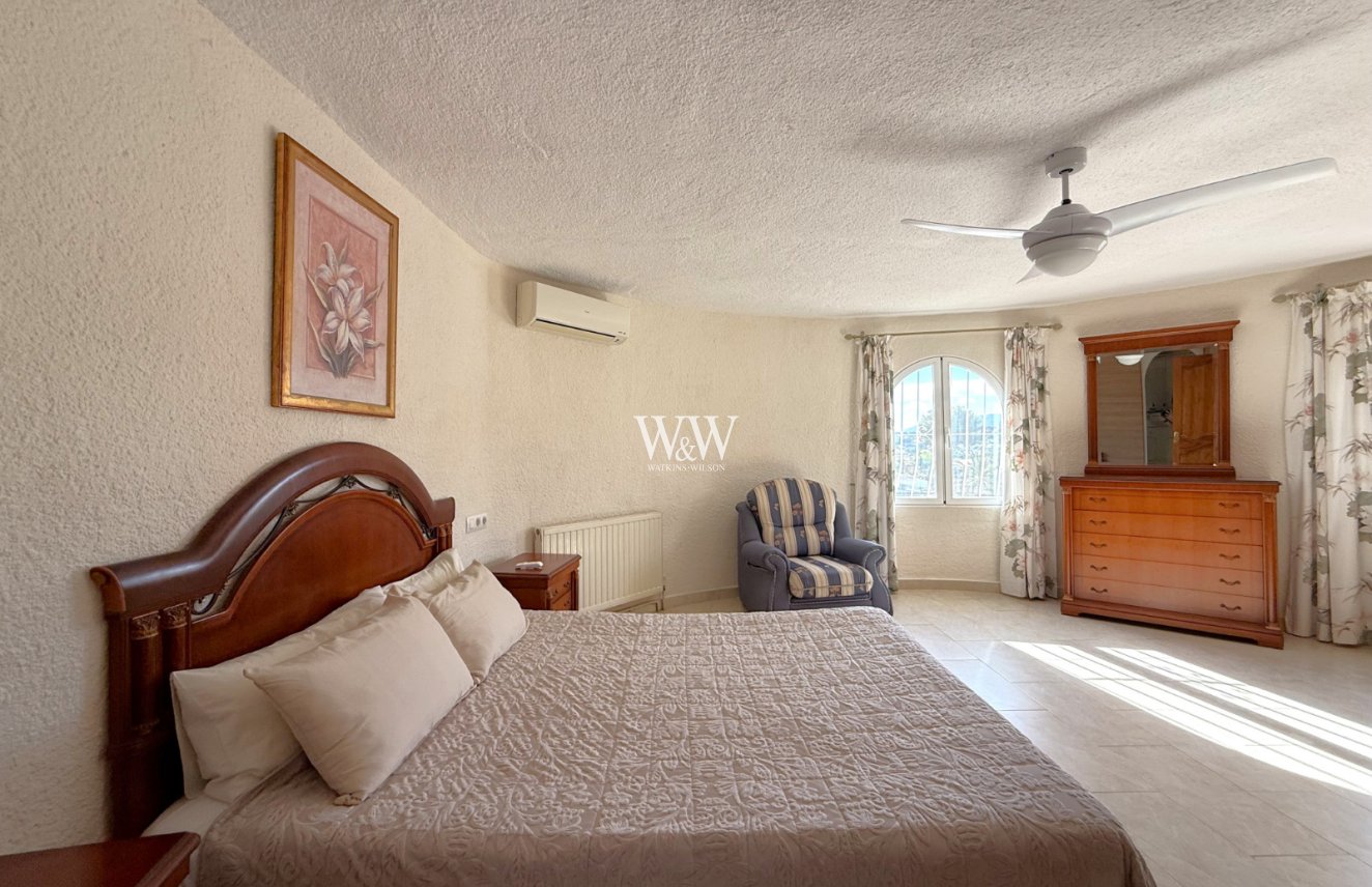 Resale - Villa -
Moraira - Paichi