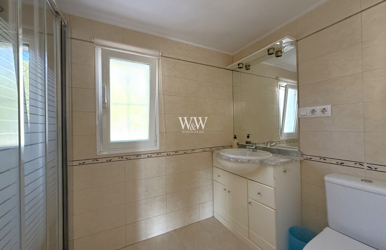 Resale - Villa -
Moraira - Paichi