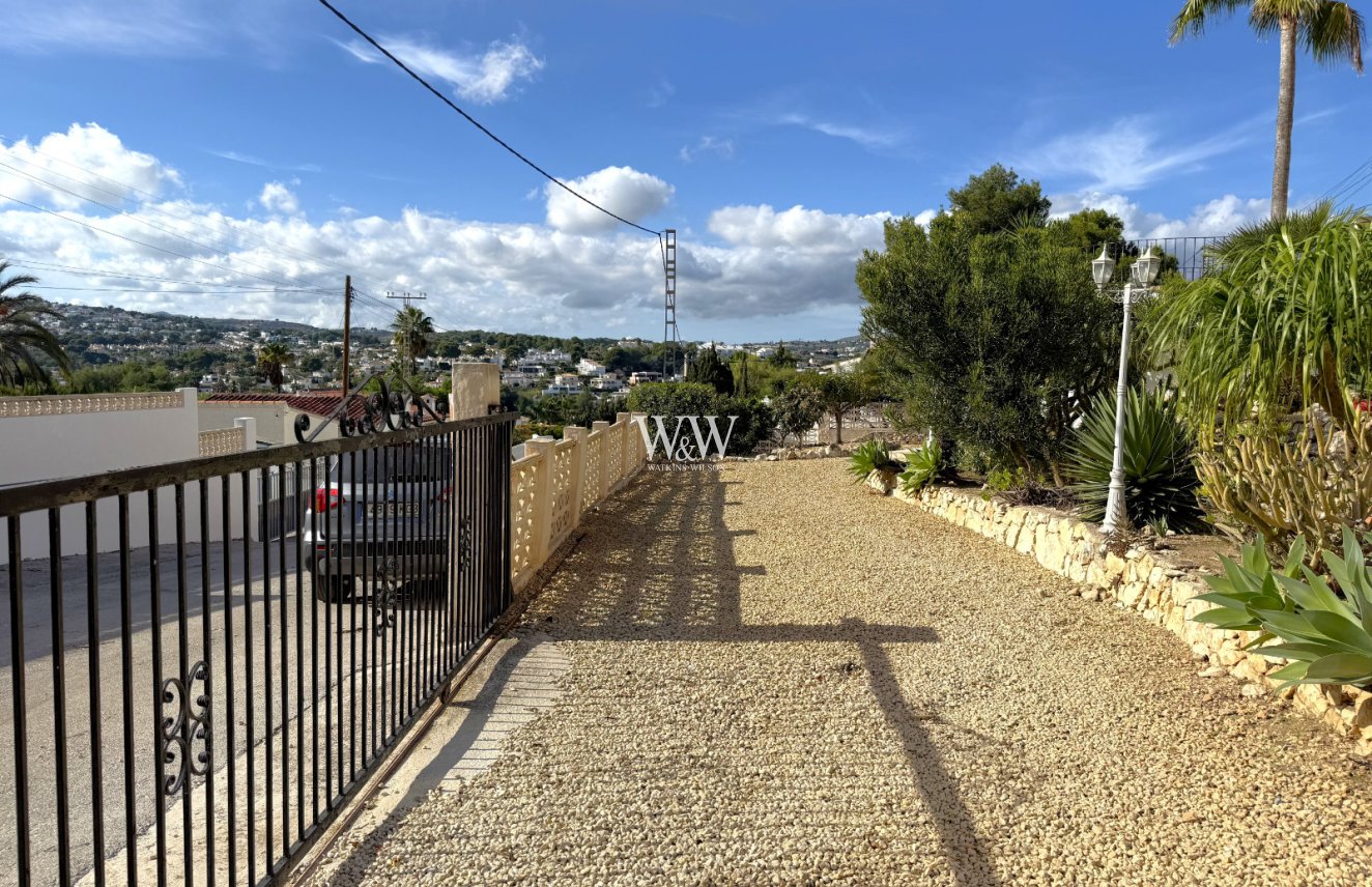 Resale - Villa -
Moraira - Paichi